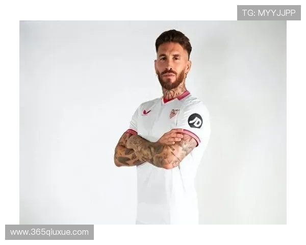 足球明星推荐的训练外套品牌助你提升运动表现与时尚品味